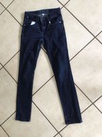 Schöne Jeans von Esprit, Größe 164 Nordrhein-Westfalen - Moers Vorschau