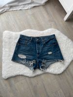 Jeansshorts / Shorts / kurze Hose Levi’s 501 Gr. L W30 Baden-Württemberg - Geislingen an der Steige Vorschau