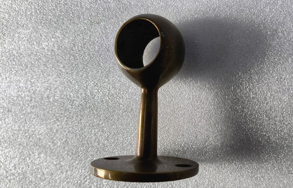 Seilträger, Seilhalter, Handlauf-Halter,  Messing, 1“ = 25,4mm in Bad Iburg