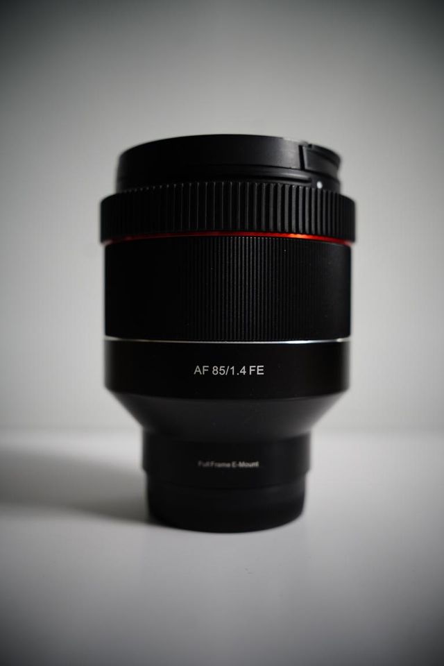 Samyang AF 85mm 1.4 FE Sony E-Mount Vollformat Objektiv in Bramsche