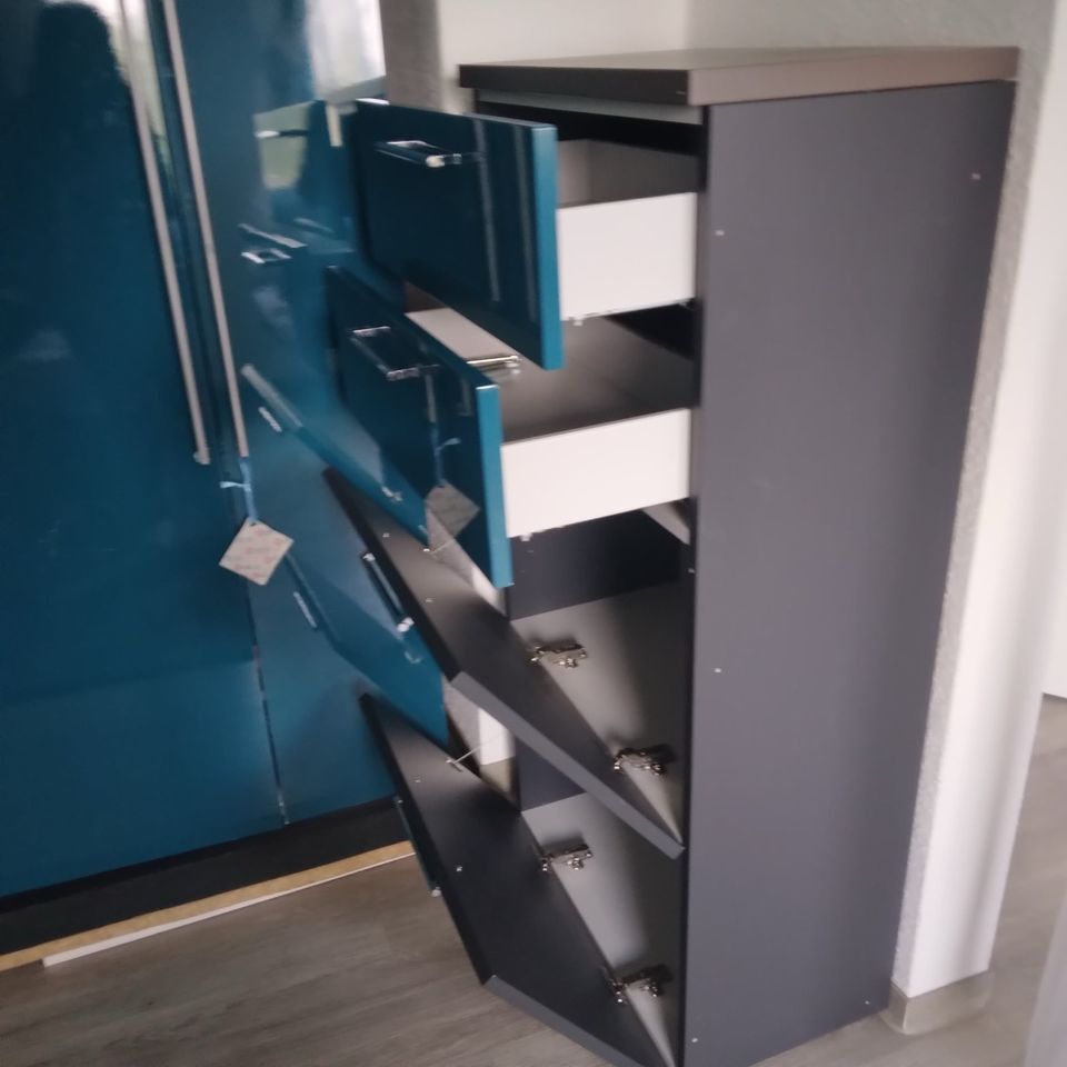 Schrank zu verkaufen in Lage