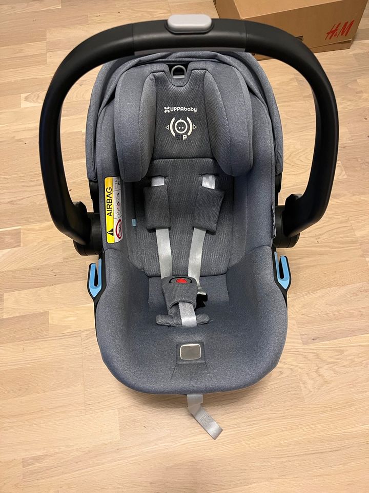 Uppababy babyschale in Ludwigsburg