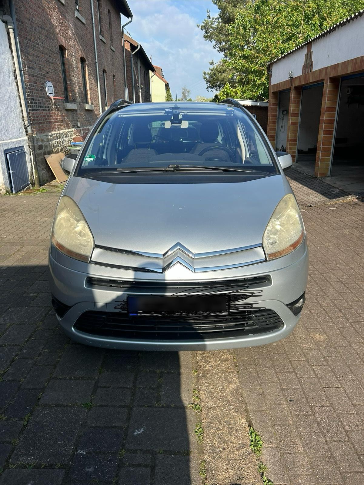 Abbildung des Autos C 4 Picasso  !
