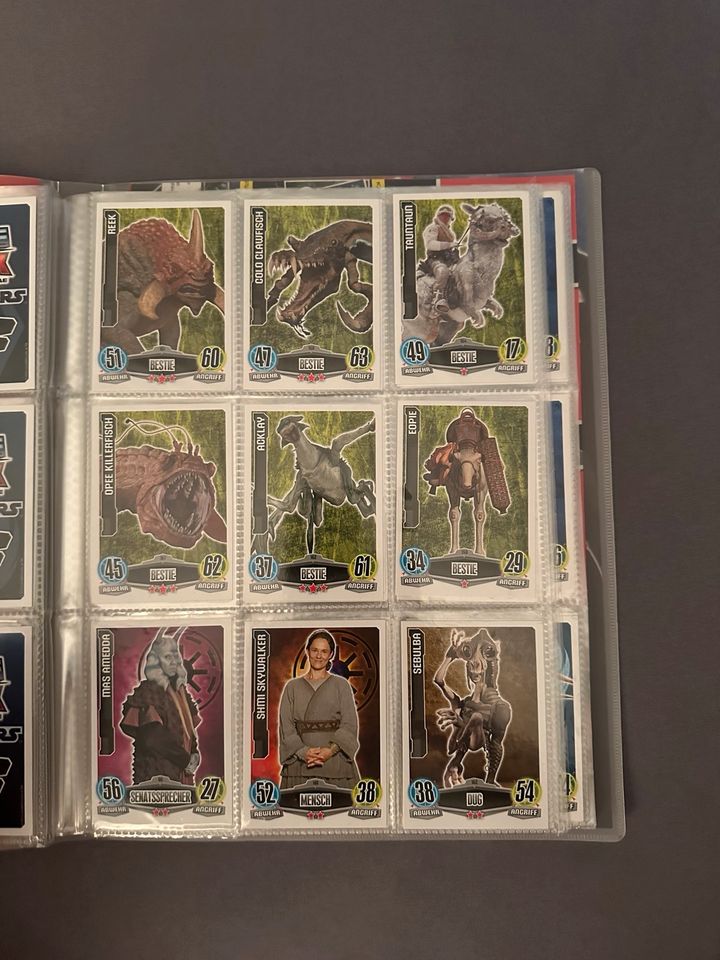 Stars Wars Force Attax Karten (200+) in Markt Schwaben