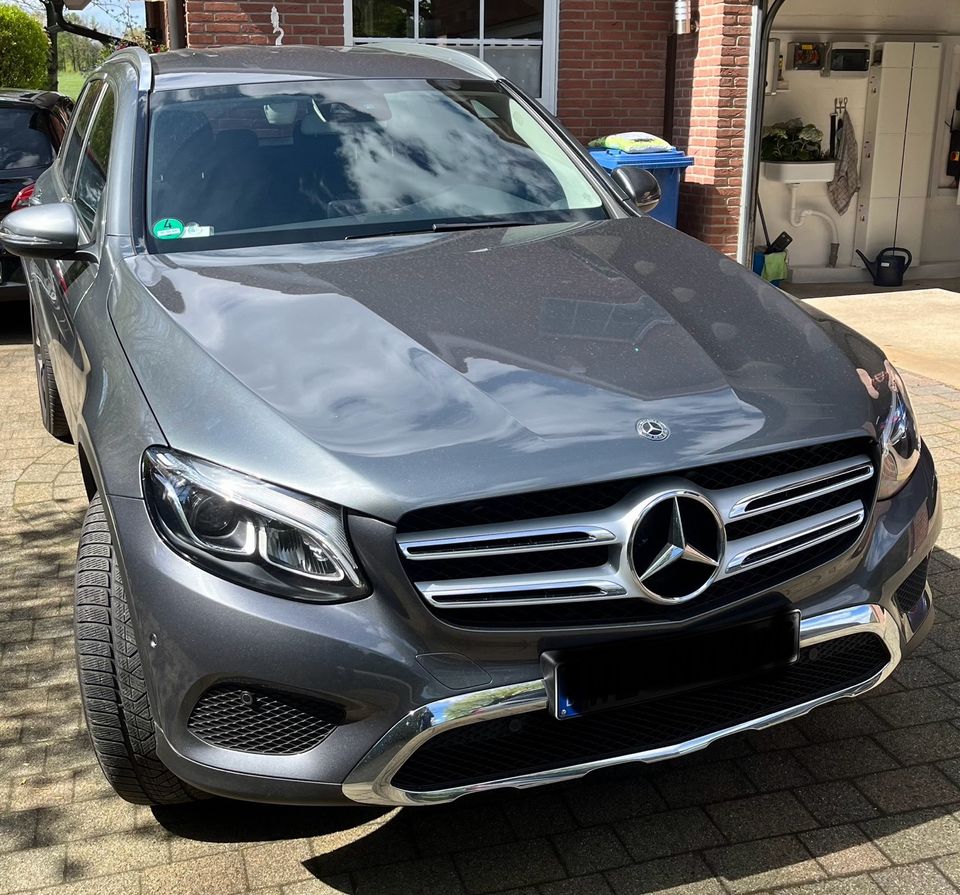 GLC 250 4Matic Anhängerkupplung 8fach bereift in Rosengarten