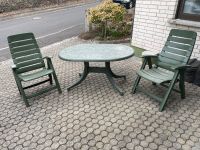 Tisch mit 2 Hochlehner-Stühle, grün Hessen - Fulda Vorschau