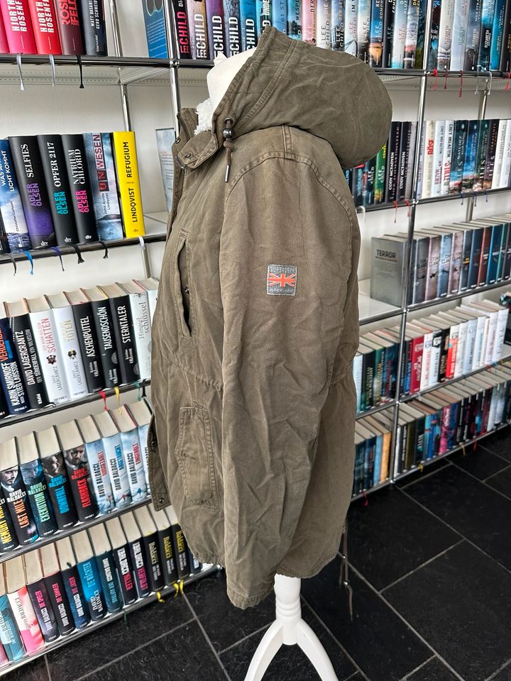 SuperDry Parka Teddyfell oliv grün Gr.L NEU UsedLook in Bottrop