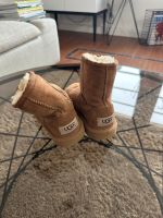 UGG Boots Kinder Stiefel Stuttgart - Stuttgart-Süd Vorschau