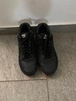 Turnschuhe, Nike Air schwarz neu Größe 38,5 sneaker Niedersachsen - Wardenburg Vorschau