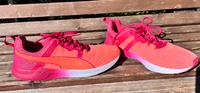 Puma Turnschuhe /Hallenschuhe_orange/rot Hessen - Mittenaar Vorschau