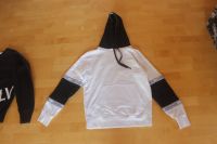 Calvin Klein Hoodie Gr. 170 weiß schwarz Gr. 170 / Gr. S Bayern - Regensburg Vorschau