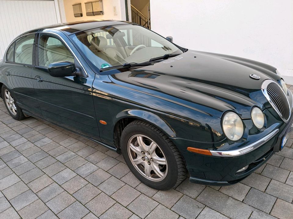 Jaguar S Type Benziner 3L V6 Automatik in Taufkirchen Vils
