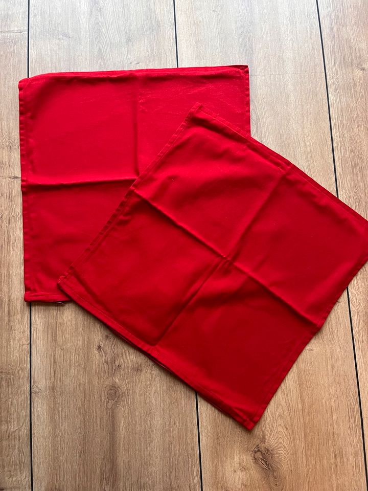 IKEA Kissenbezüge rot 50x50cm in Aldenhoven