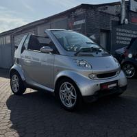 Smart 450 Fortwo Cabrio Motor Neu SHZ-Leder-Tüv neu Nordrhein-Westfalen - Pulheim Vorschau
