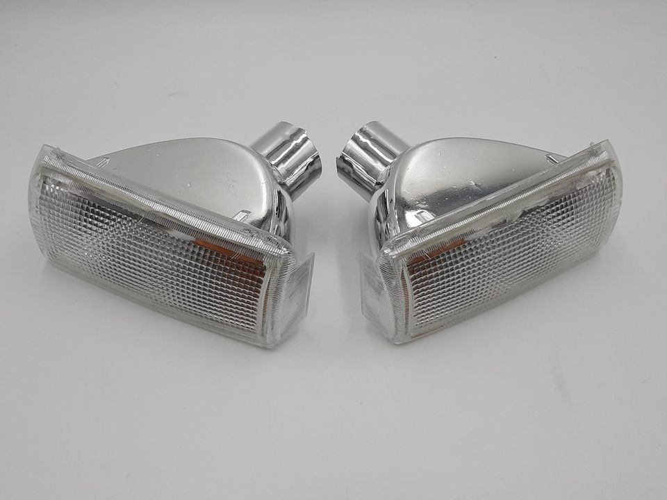 Opel Corsa A 83-90 GSi TR SR weiße Blinker Frontblinker NEU Italy in Hagermarsch