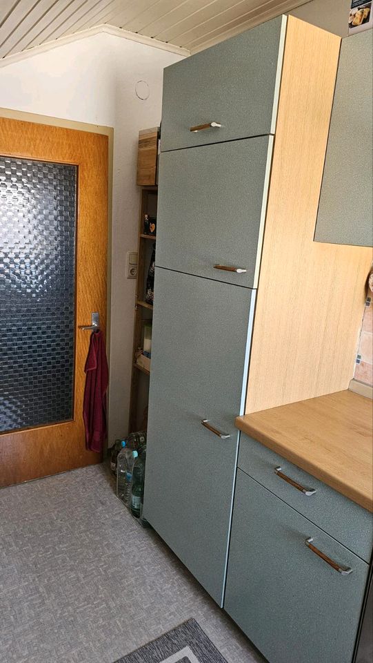 Helle 3 Zimmer Dachgeschosswohnung in Geisling in Pfatter