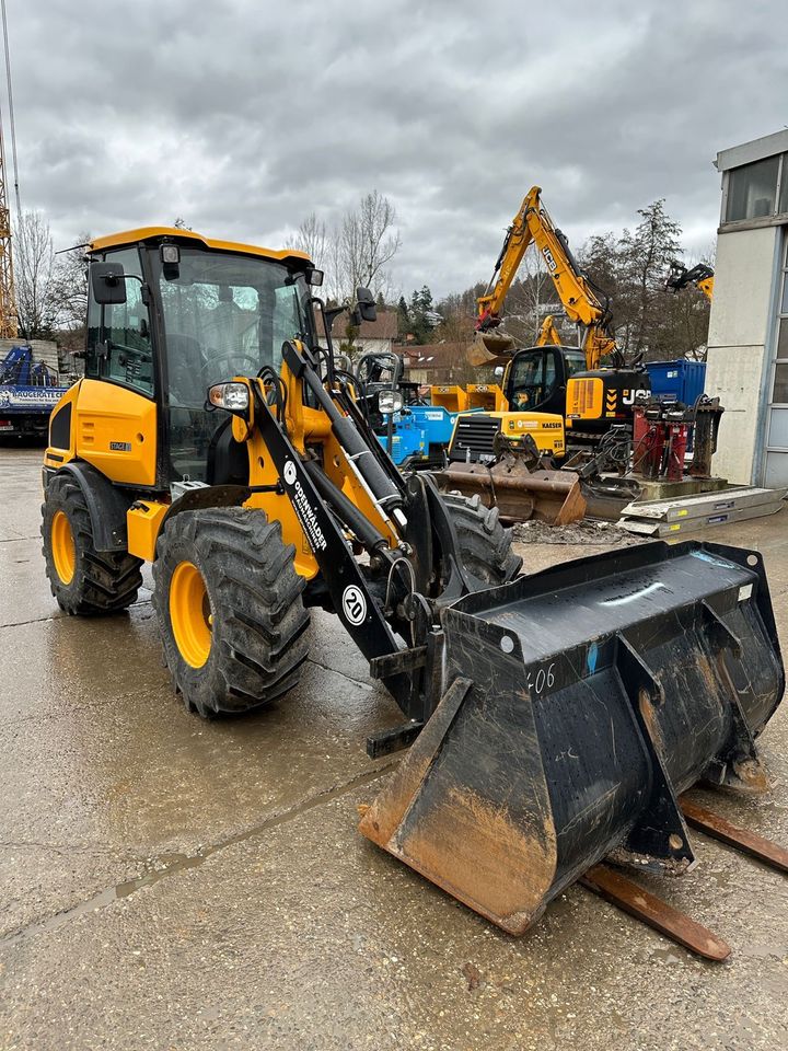 JCB 407 Radlader Netto 42000€ Lader BJ2022 Schaufel Palettengabel in Steinau an der Straße