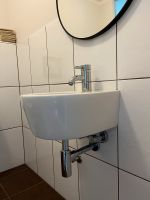Waschbecken mit Armatur Handwaschbecken Gäste Toilette WC Bayern - Würzburg Vorschau