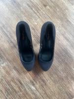 Zara Trafaluc High Heels Pumps schwarz 38 Frankfurt am Main - Nordend Vorschau