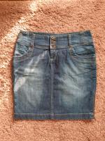 Jeansrock von Pimkie, Gr 38/ 40, M/L mit Reißverschlüssen Berlin - Heiligensee Vorschau