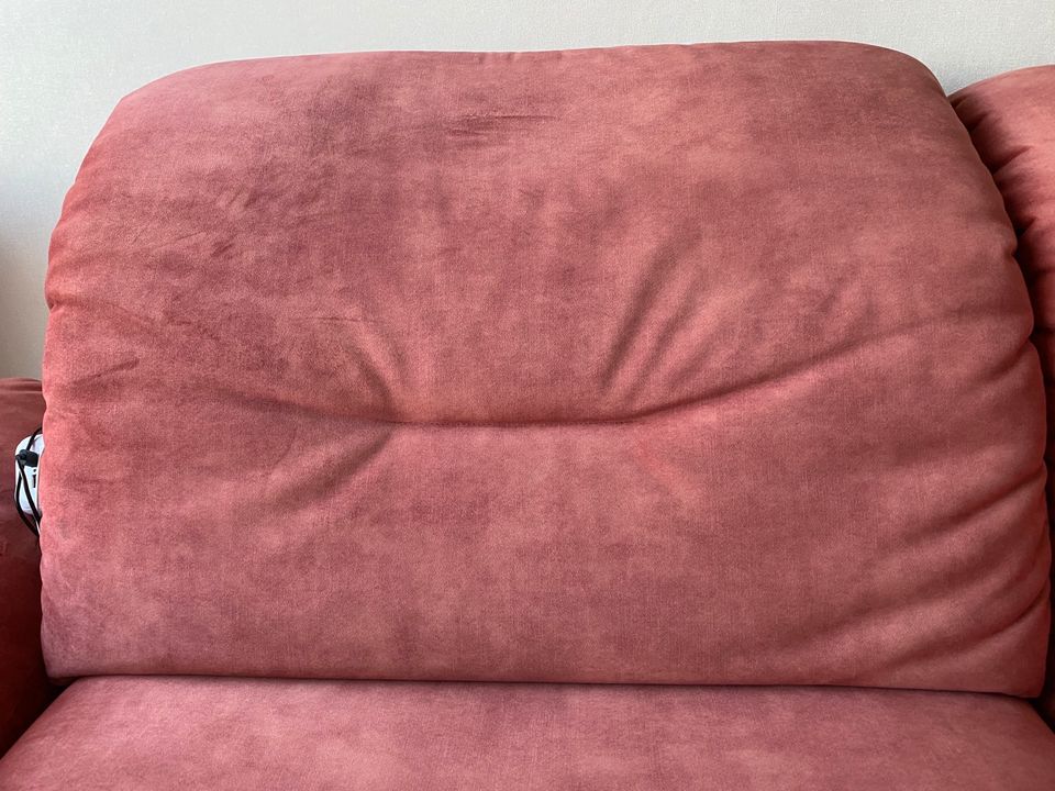 ⭐️⭐️ Wunderschöne Couch/Sofa ⭐️⭐️ in Dillenburg