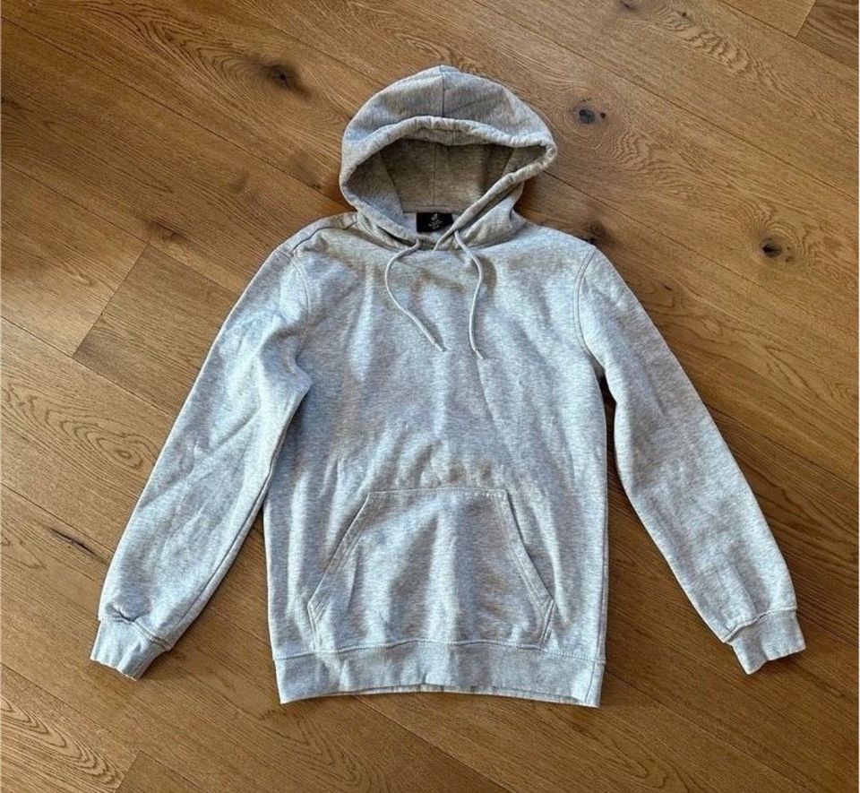 Pullover Hoodie Relaxed Fit H&M in Hebertsfelden