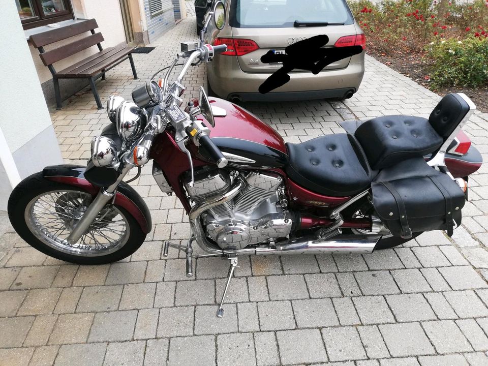 Suzuki intruder vs 1400 in Pösing