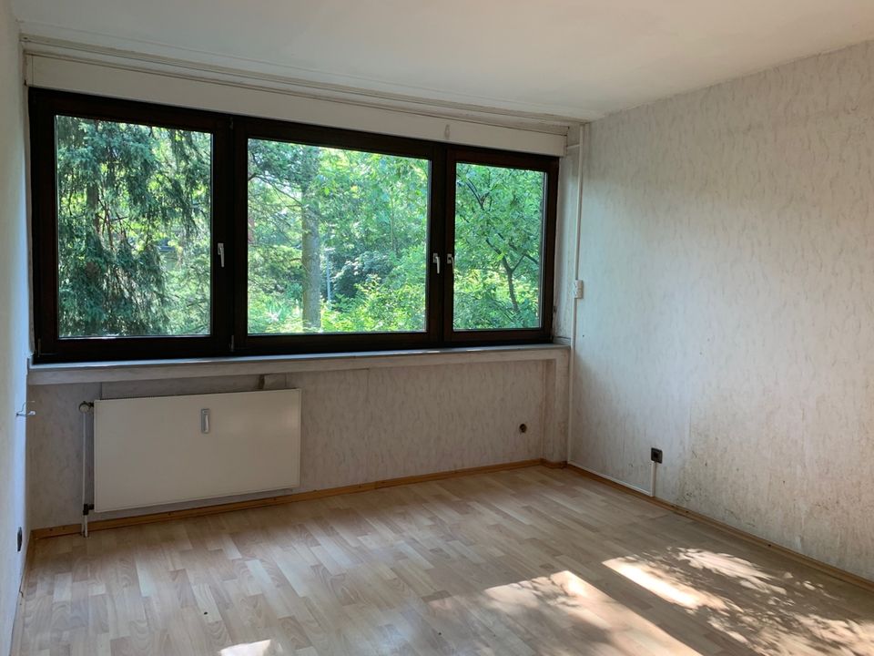 SANKT AUGUSTIN schöne, helle 3 Zimmer-Eigentumswohnung mit ca. 77 m² Wfl. Küche, Diele, Bad, Balkon. in Sankt Augustin