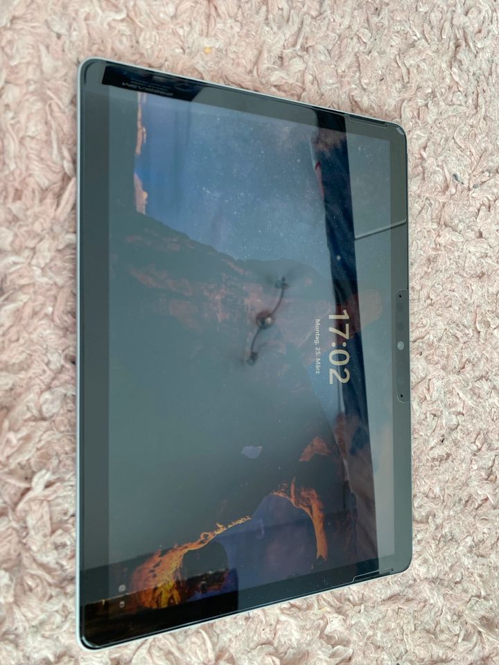 Microsoft Surface Go 2 in Erlangen