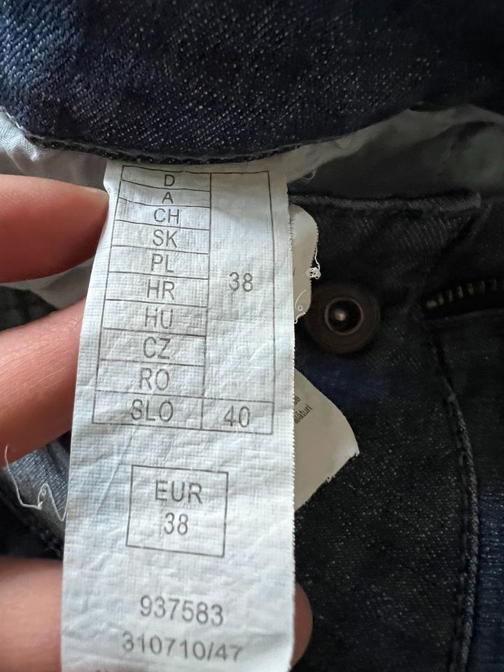 Damen Jeans von Orsay Gr.38 in München