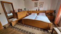 Schlafzimmer Massivholz,  Doppelbett mit Schränken Baden-Württemberg - Ellwangen (Jagst) Vorschau