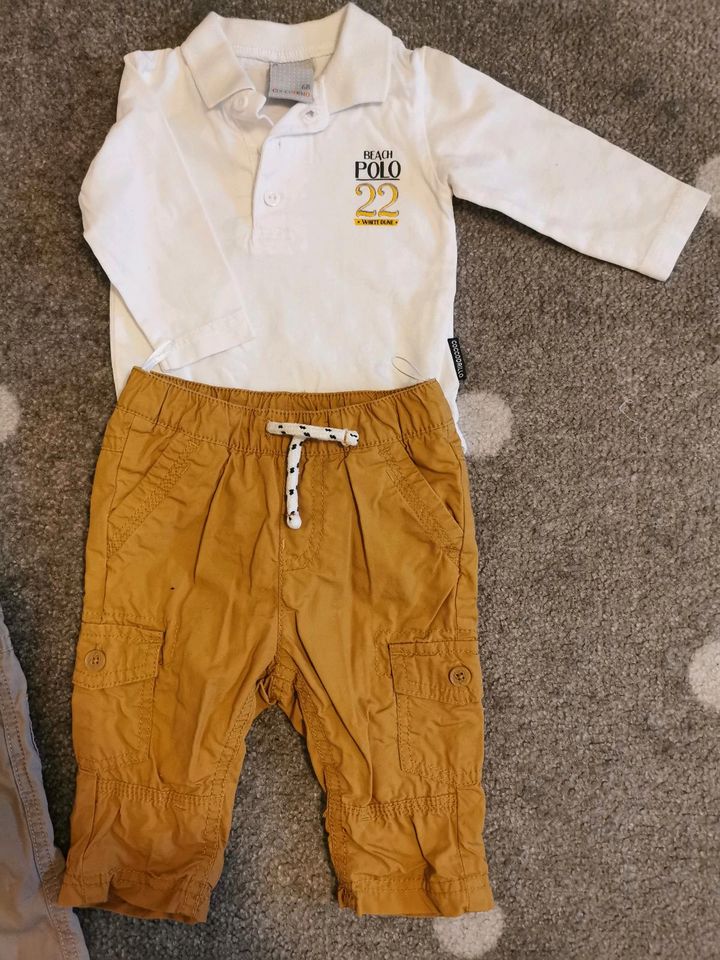 Jungen Set Gr. 68, Polo Body, Hosen, festlich Taufe Hochzeit in Schloß Holte-Stukenbrock