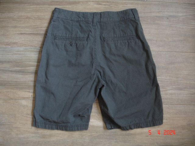 wie neu Quicksilver Herren Shorts kurze Hose grau Gr. 28 S 44 in Haltern am See