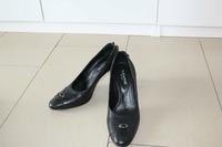 Pari Pari | schwarze Pumps, Stilettos Gr. 38 Niedersachsen - Lachendorf Vorschau