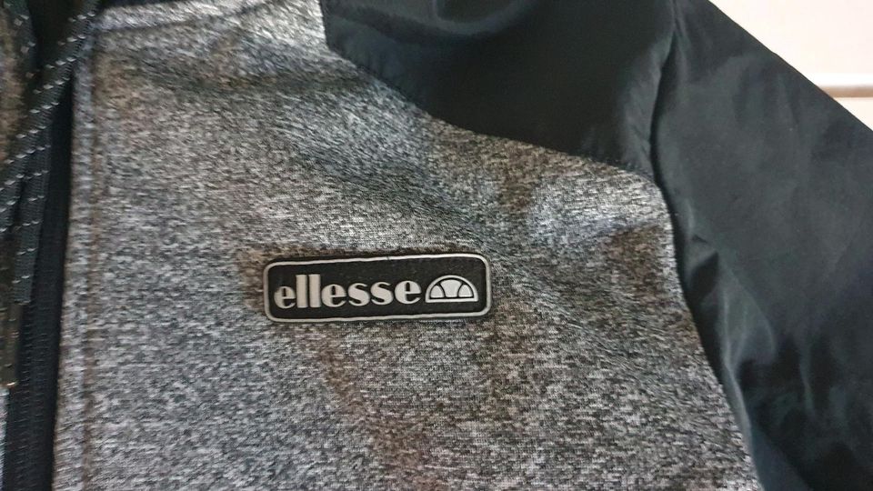 ellesse Jacke in Duisburg