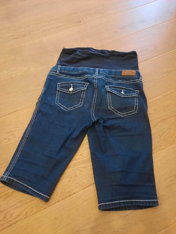 2 Umstands Capri Jeans von Bonprix in Tiefenbach