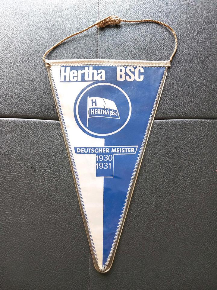 Hertha BSC Berlin Wimpel Fussballwimpel Deutscher Meister 1930 in Monschau