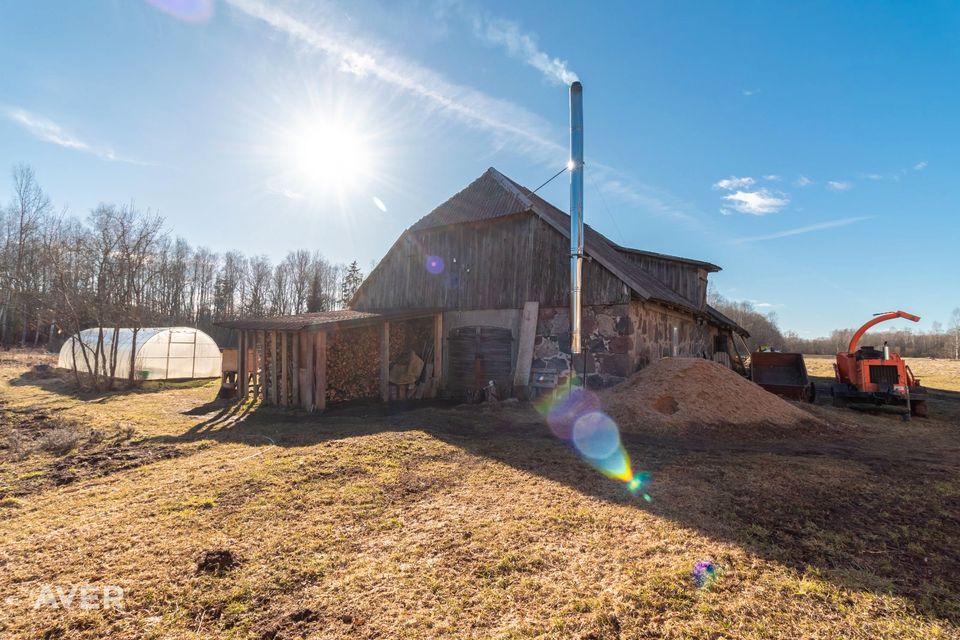 Landhaus in Lettland- Alleinlage mit 11 Hektar Land inkl. Wald in Bissendorf