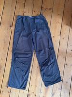Baggy Pants von Stradivarius, Stoff grau, Größe S, Gummibund Hessen - Oberursel (Taunus) Vorschau