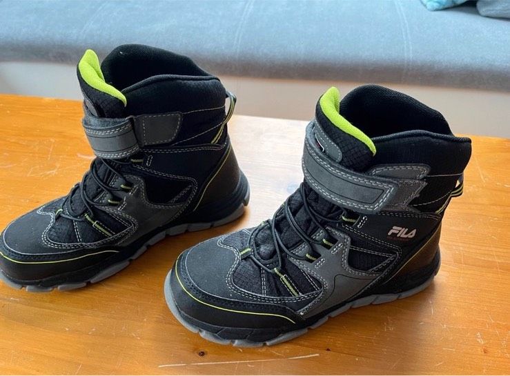 FILA Tex Winterstiefel, Kinder, Boots, Schneestiefel Gr. 36 in Sachsen -  Freital | Gebrauchte Kinderschuhe Größe 36 kaufen | eBay Kleinanzeigen ist  jetzt Kleinanzeigen