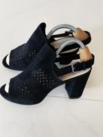 *NEUw.* schwarze Wildlederoptik Sommerschuhe, Sandalen Gr. 39 Hessen - Bad Soden-Salmünster Vorschau