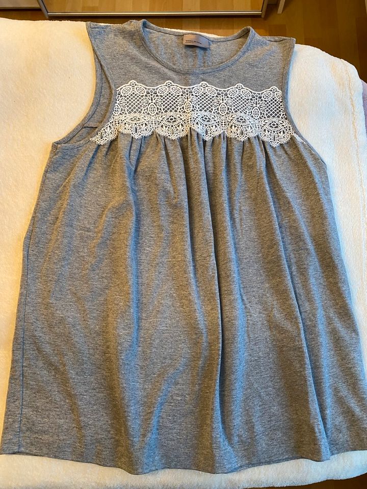 Top only, Grau, xs,4€ in Osnabrück