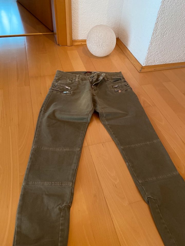 Pleas Skinny Jeans in Regenstauf