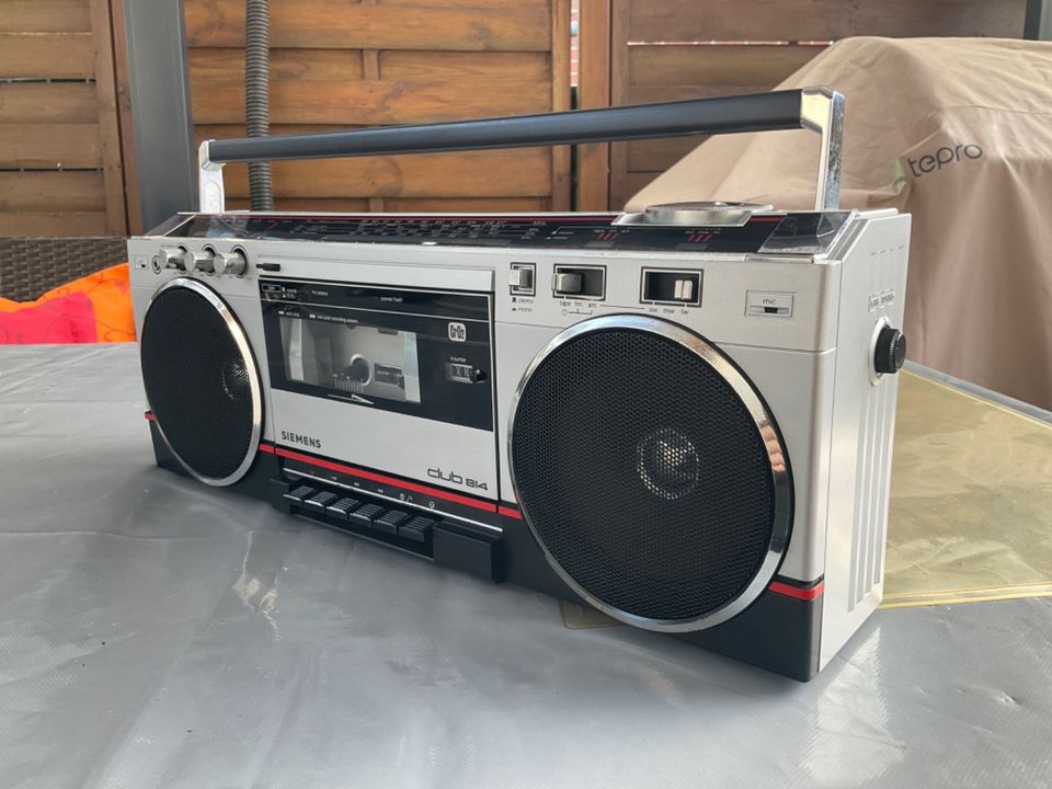 Siemens Club 814 Sanyo Ghettoblaster Radio Kassetten in Embsen