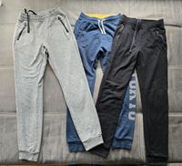 3x Jogginghosen slim Decathlon/ H&M neu Gr. 158 Baden-Württemberg - Bad Mergentheim Vorschau