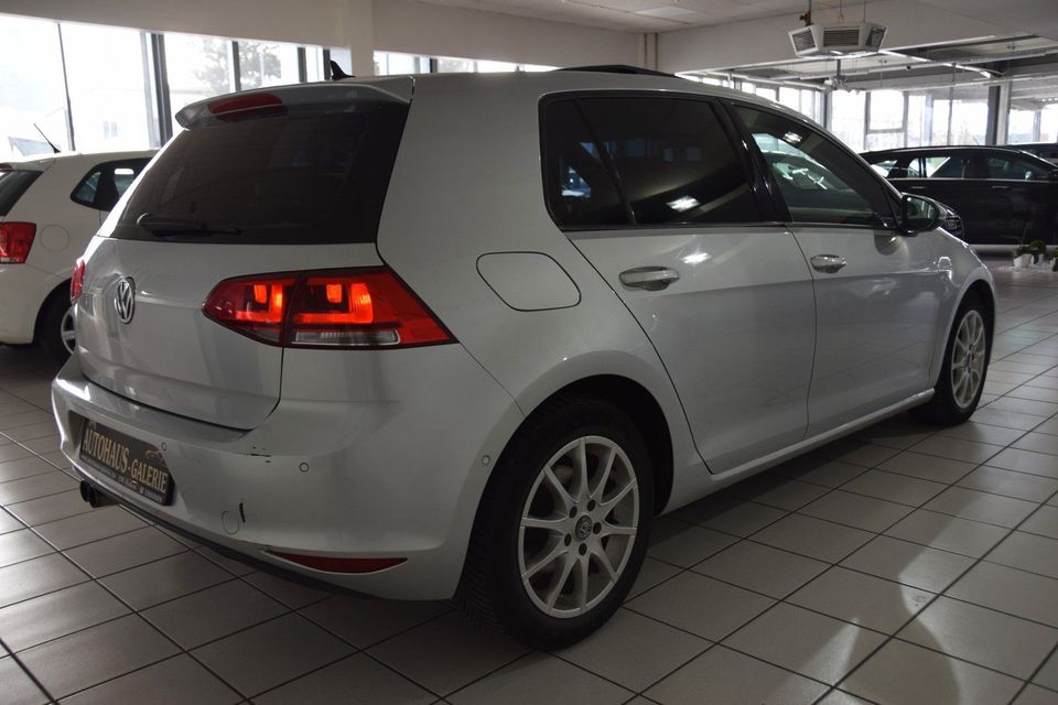 Volkswagen Golf 2.0 TDI DSG HL BMT*PANO*ACC*ALCANTARA*XENON in Sennfeld