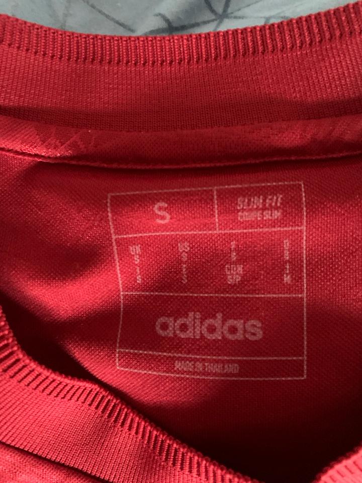 FC Bayern München 125 Jahre Trikot Größe S NEU in Dortmund