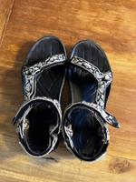 Damen Teva Sandalen Größe 39 Niedersachsen - Walsrode Vorschau