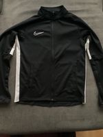 Nike Trainingsanzug Kinder Nordrhein-Westfalen - Solingen Vorschau