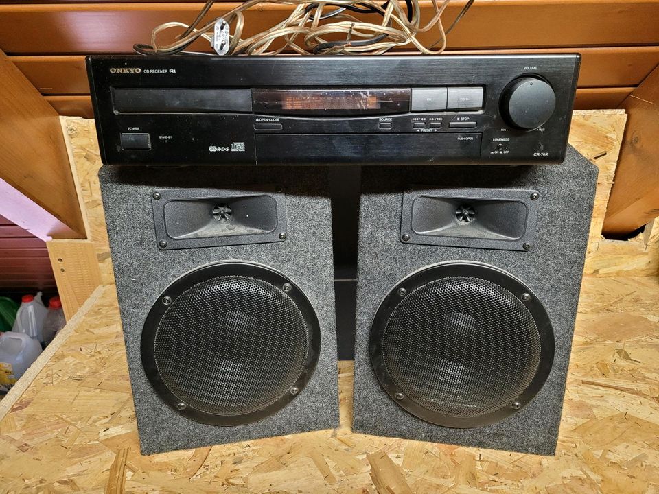 Zwei Sound Box mit verstärker Onkyo in Neuenstein